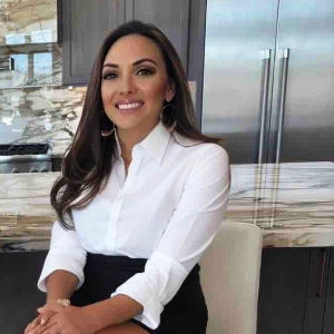 Sophia Marr Top real estate agent in Osage Beach