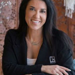 Angela Crawford Top real estate agent in Huntington