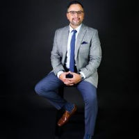 Renato Garcia Kestler Top real estate agent in Elk Grove village
