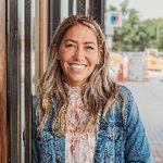 Headshot of Lindsey Smalling, real estate agent