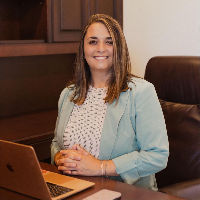 Enya Overholser Top real estate agent in Osprey