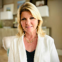 DIANNE GIBSON Top real estate agent in BOSSIER CITY