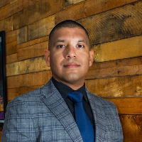 Ernesto Fernandez Top real estate agent in El Centro