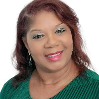 Creamalia Hopkins Top real estate agent in Texarkana