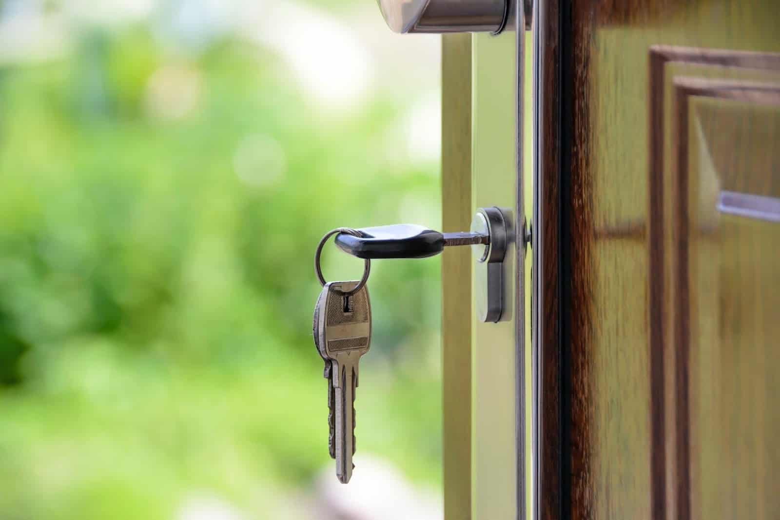 What Is A Good First Offer On A Home And Should You Accept
