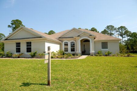 What is the Average Real Estate Commission in Florida?