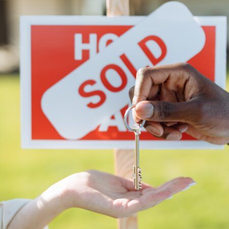 10 Best Home Selling Tips for a Fast Sale in 2022