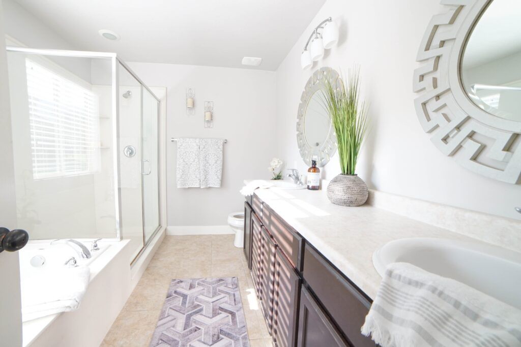 10 Ways to Make Your Bathroom Look Expensive